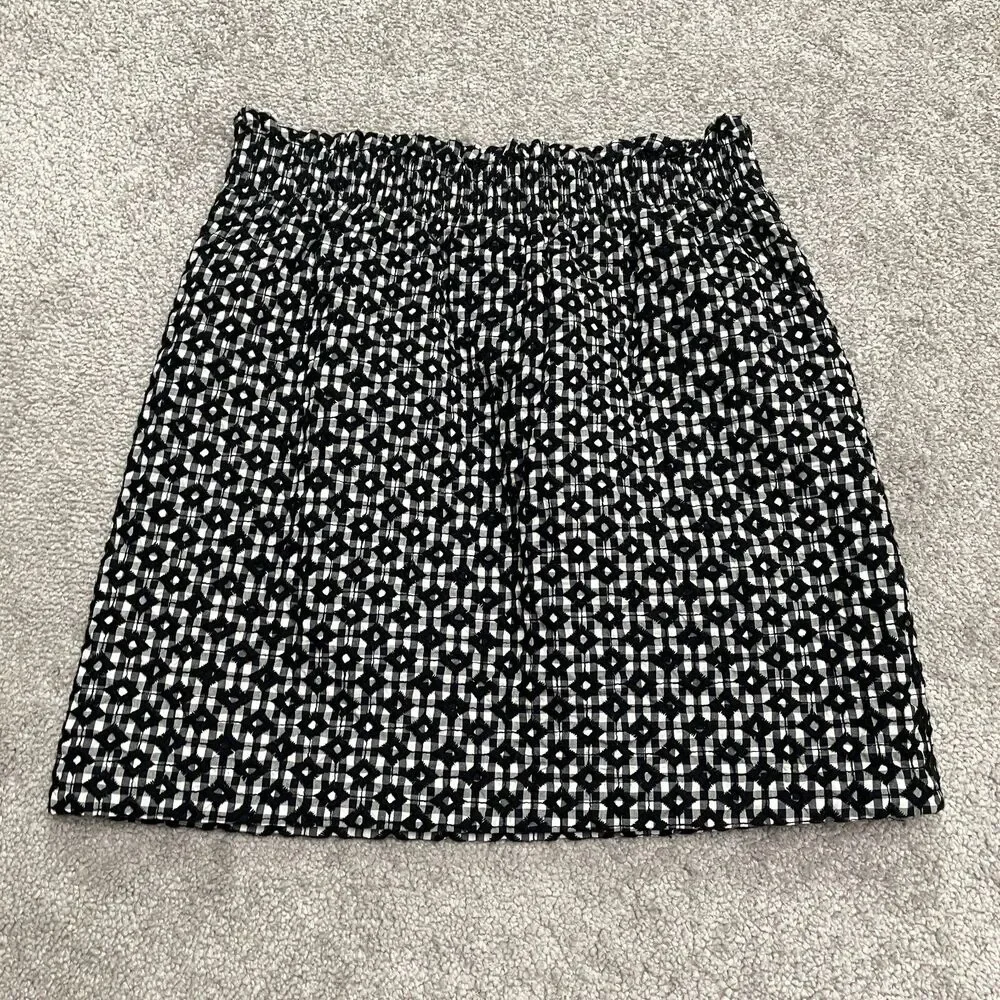 J.Crew Sidewalk Mini Pencil Skirt Womens 00 Black White Geometric Embroidered